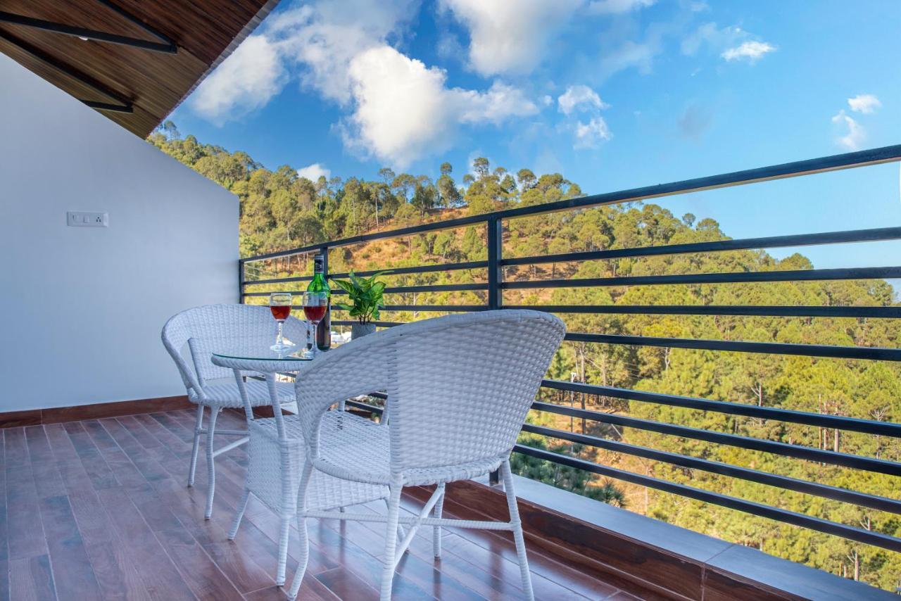 Apartamento Hillcrest Uphills Kasauli Exterior foto